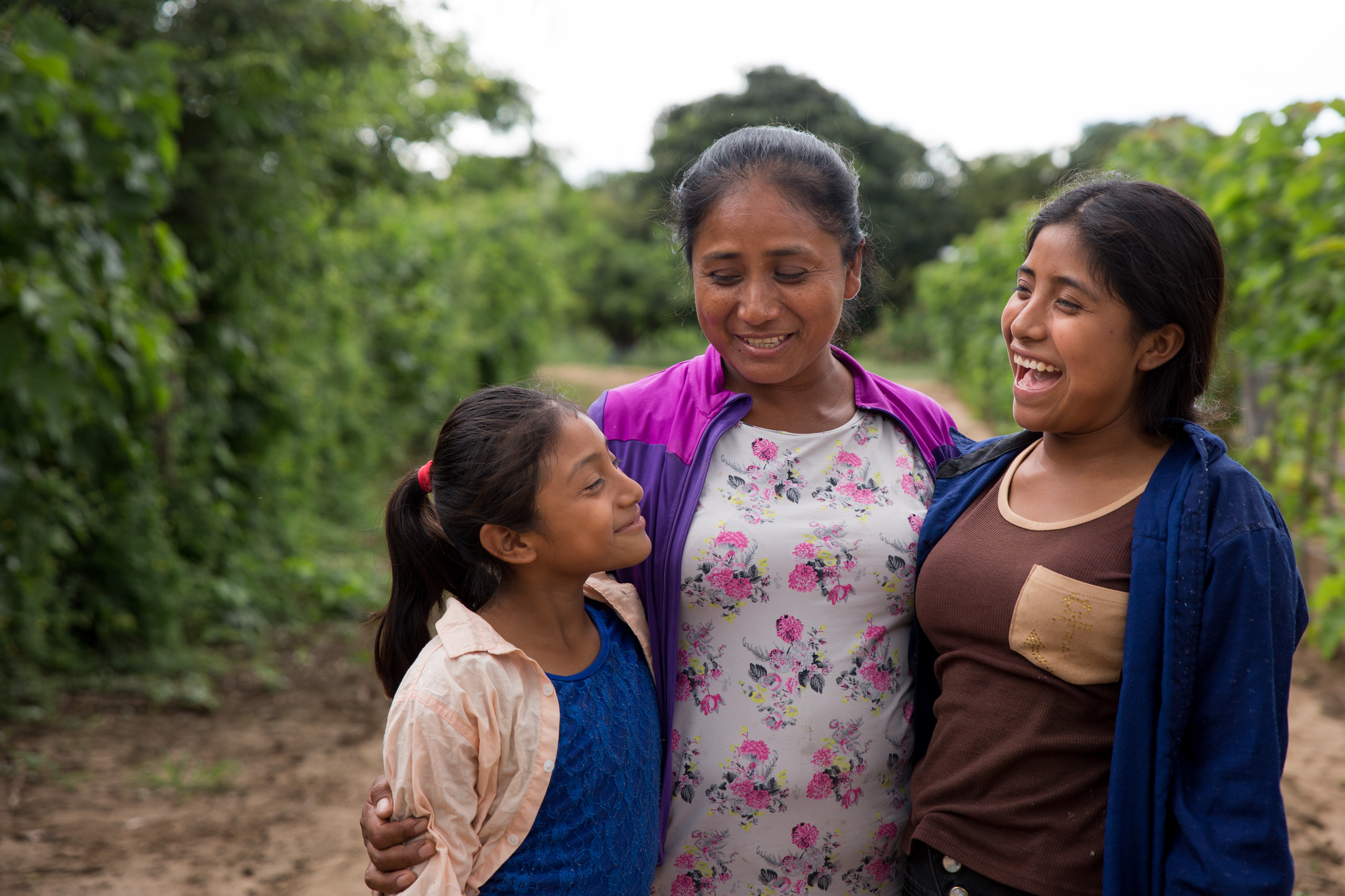 Mexico%20FS%20Comitan%20-%20Evila%20and%20her%20daughters%20%20-%20Alejandra%20Kaiser%2049.jpg